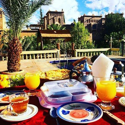 Отель Kasbah Tiriguioute Скура Экстерьер фото